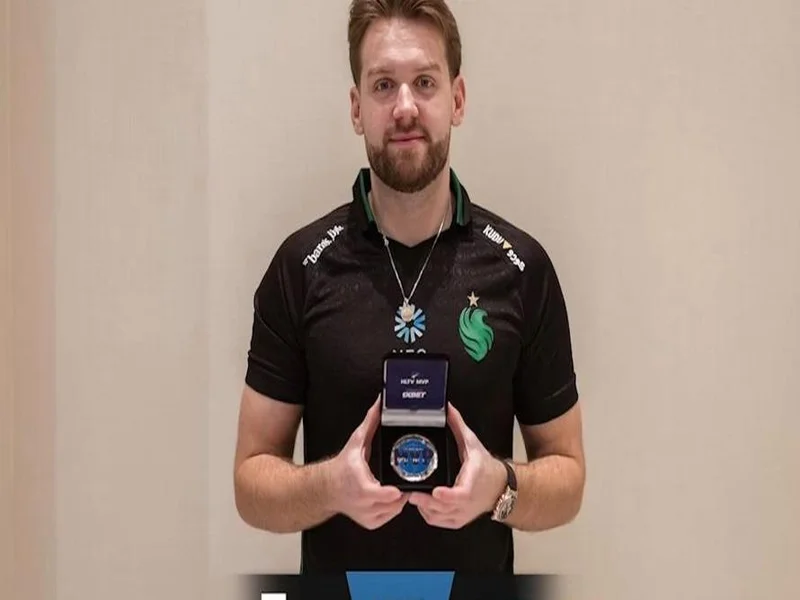 布达佩斯Major第三阶段：爆冷夜惊心！B8 13-10 Falcons